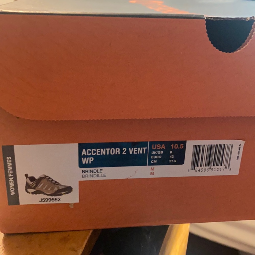 Brand new VERY RARE style no longer made Merrell Accentor 2 Vent WO